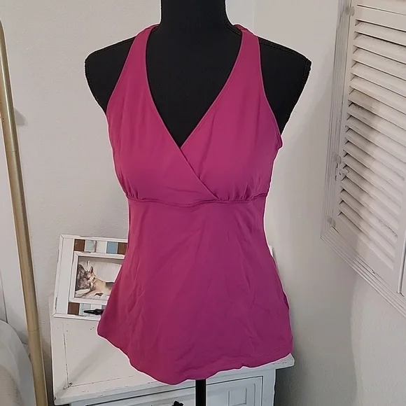 ☘️3/$30 🆕️ prAna Hope Tank - Picture 2 of 8